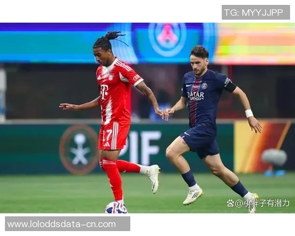 欧联杯激战巴黎圣日耳曼险胜尤文图斯引发争议判罚引爆全场气氛