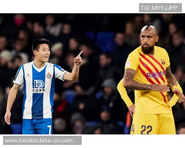 德甲精彩对决巴萨4-0阿森纳绝杀瞬间引全场狂欢赛后深度分析