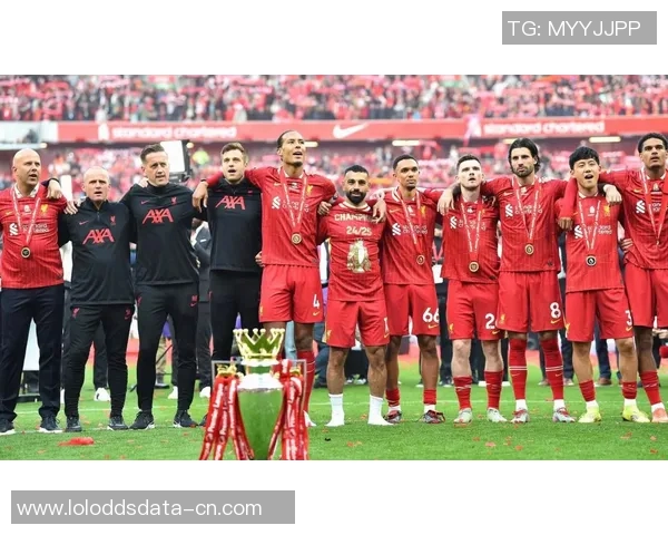 中超赛场惊现大逆转利物浦狂胜拜仁引发热议与分析 中超赛场惊现大逆转利物浦狂胜拜仁引发热议与分析