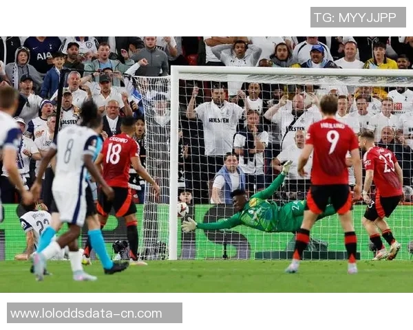 欧联杯精彩对决国米与热刺战成平局红牌事件引发全场热议分析战术细节