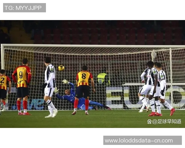 世界杯激战AC米兰绝杀马竞争议判罚引发全场热议